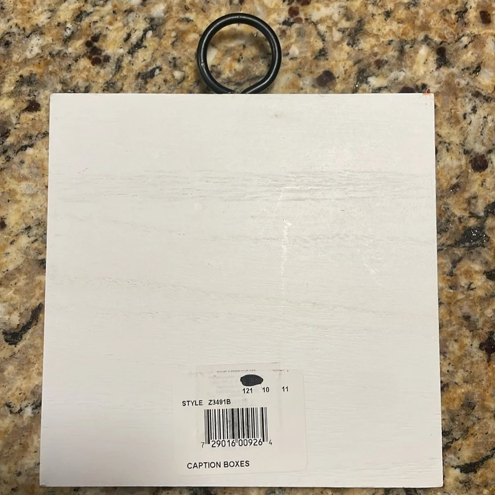 🩷 3/$18 hanging caption box grateful thankful blessed white gray